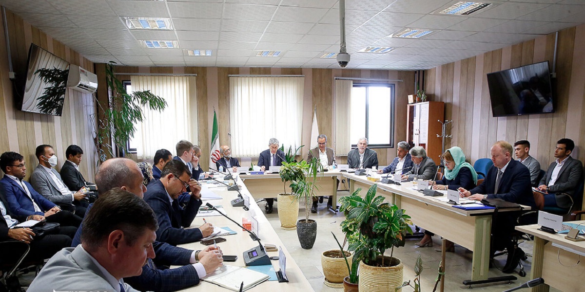 نشست بین المللی 